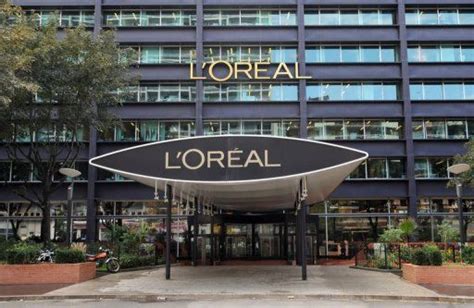 The most common ethnicity at <strong>L</strong>'Oréal is White (55%). . L oreal glassdoor
